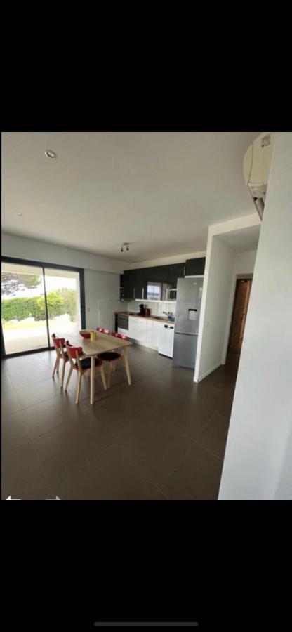 Rdc De Villa Avec Piscine Cavalaire-sur-Mer Kültér fotó